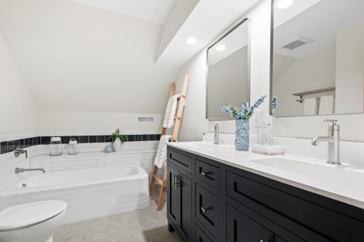 2275 Linner Road, Wayzata, MN 55391