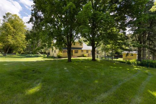 2275 Linner Road, Wayzata, MN 55391