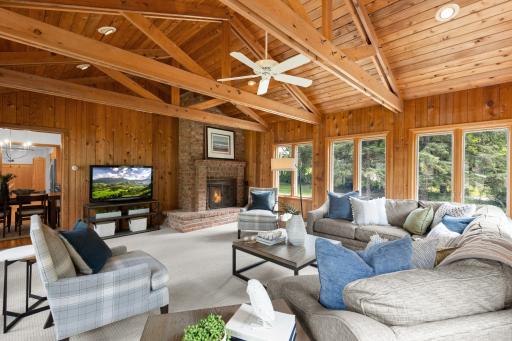 2275 Linner Road, Wayzata, MN 55391