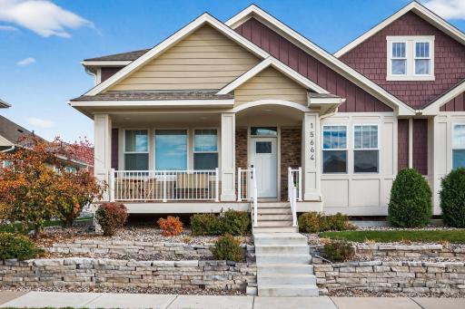 Photo for 15664 Cobblestone Lake Parkway, Apple Valley, MN 55124 - listing #6811875 15664 Cobblestone Lake Parkway, Apple Valley, MN 55124