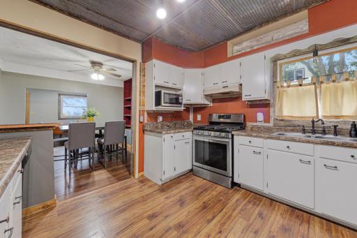 303 3rd Street N, Ellendale, MN 56026