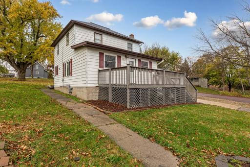 303 3rd Street N, Ellendale, MN 56026