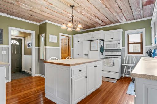 802 Fillmore Street SE, Chatfield, MN 55923