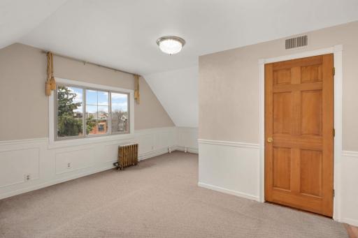 2507 Lyndale Avenue S, Minneapolis, MN 55405
