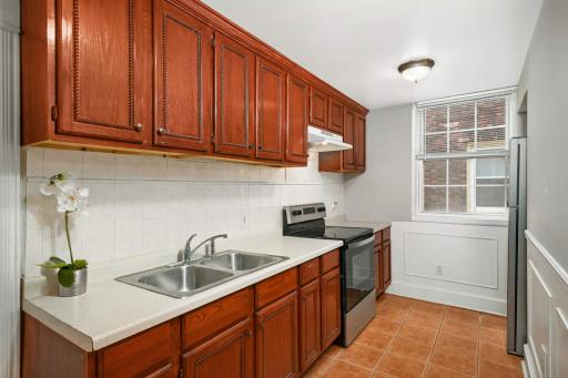 2507 Lyndale Avenue S, Minneapolis, MN 55405