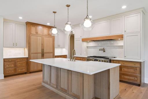 6012 Kaymar Drive, Minneapolis, MN 55436