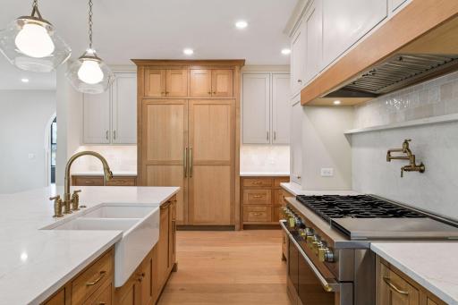 6012 Kaymar Drive, Minneapolis, MN 55436