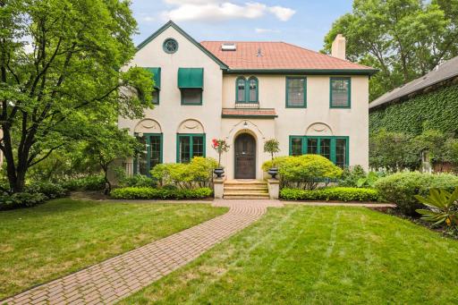 Welcome to 4447 Dupont Ave S!