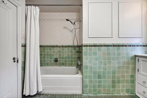 Upper level bathroom