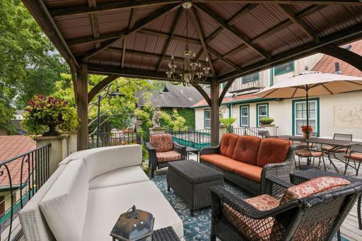 Private 2nd floor deck.