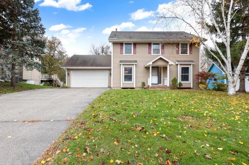 1-web-or-mls-14388 Kipling Ave S. Savage-03.jpg