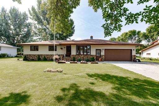 Photo for 702 7th Avenue SE, Barnesville, MN 56514 - listing #6812187 702 7th Avenue SE, Barnesville, MN 56514