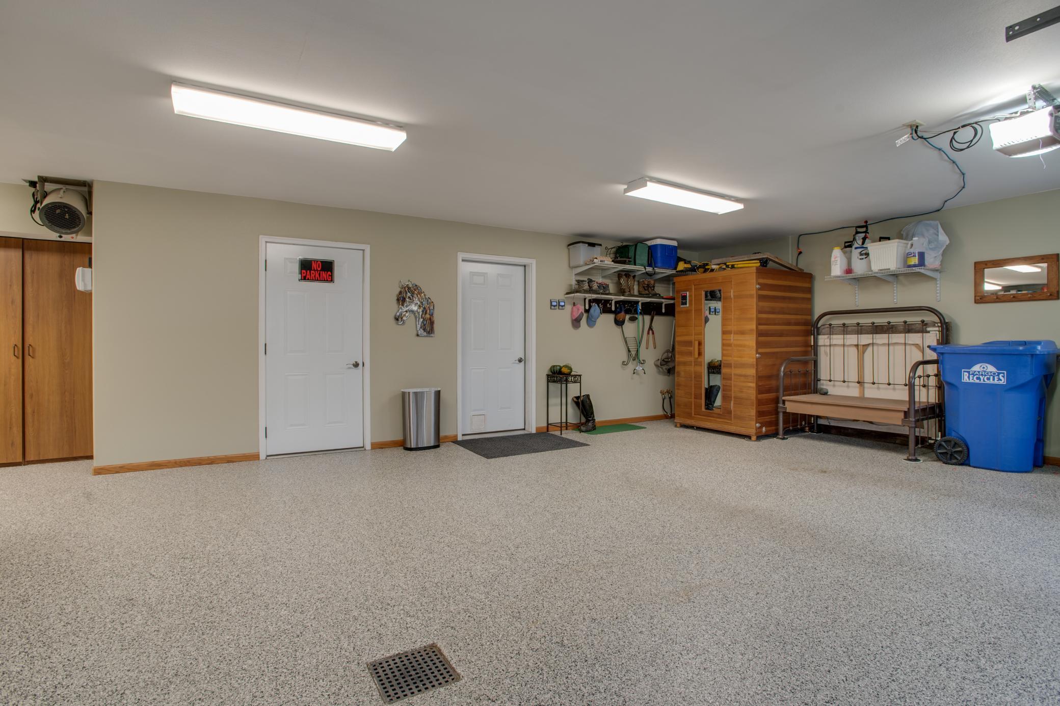 Heated 3 Stall Garage