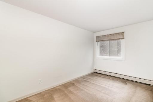 1601 N Innsbruck Drive NE, 123, Minneapolis, MN 55432