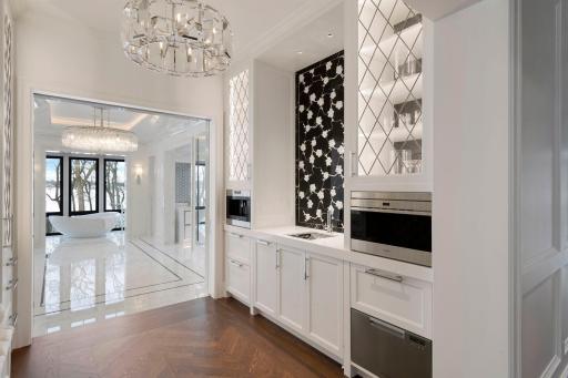 Primary Suite - Bathroom