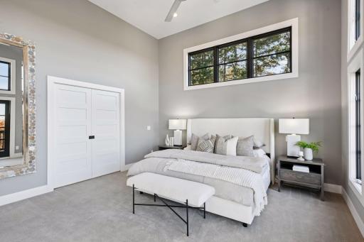 12 Overholt Pass, Minneapolis, MN 55439