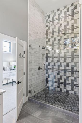 12 Overholt Pass, Minneapolis, MN 55439