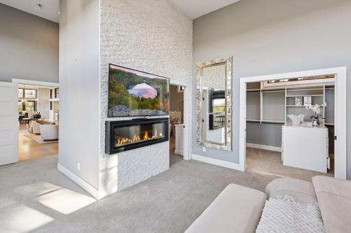 12 Overholt Pass, Minneapolis, MN 55439