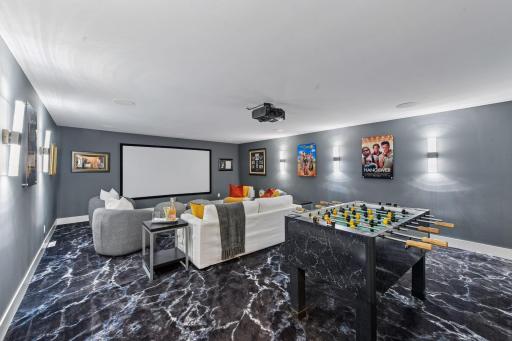 12 Overholt Pass, Minneapolis, MN 55439