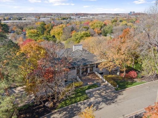 12 Overholt Pass, Minneapolis, MN 55439
