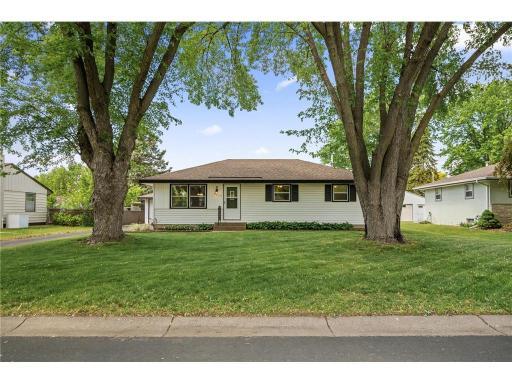 9457 Saratoga Lane N, Maple Grove, MN 55369