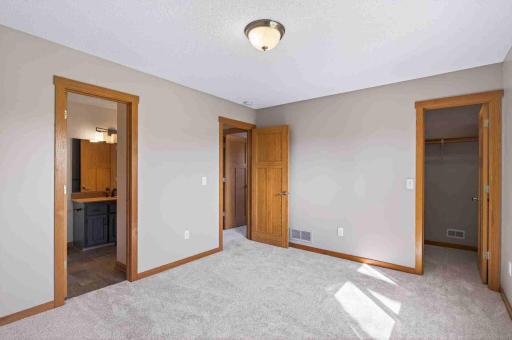 25931 8th Street W, Zimmerman, MN 55398