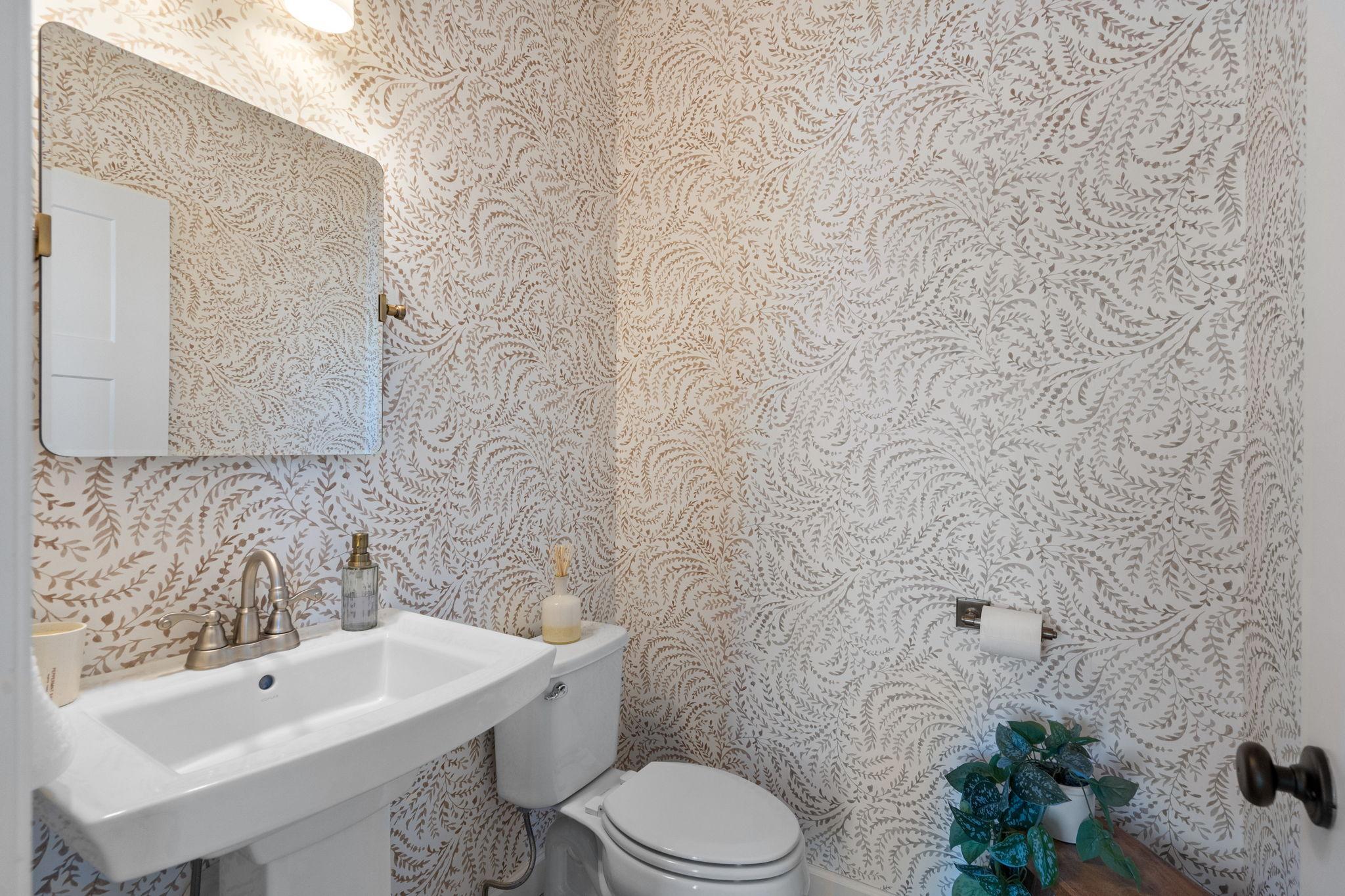 40-web-or-mls-8027 180th St W-40.jpg