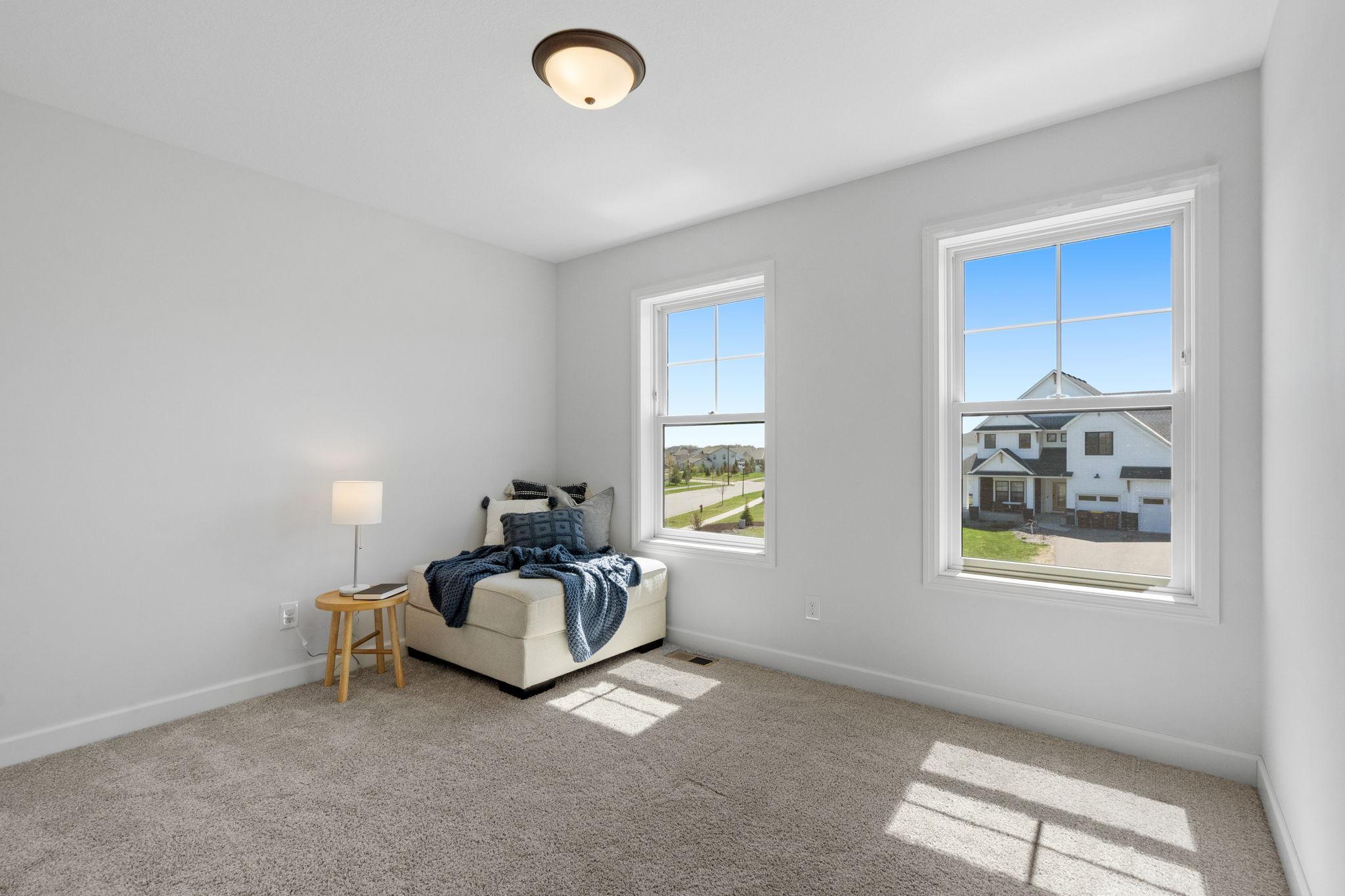 48-web-or-mls-8027 180th St W-48.jpg