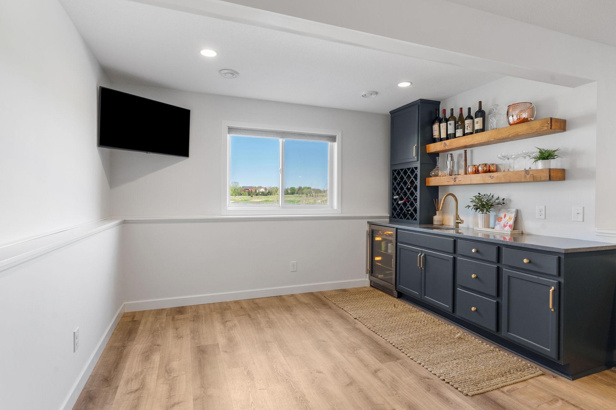 73-web-or-mls-8027 180th St W-73.jpg