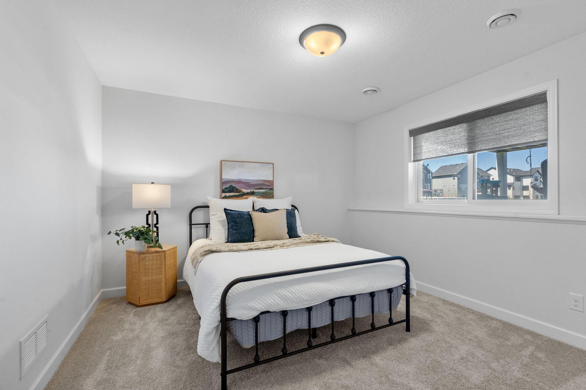 78-web-or-mls-8027 180th St W-78.jpg