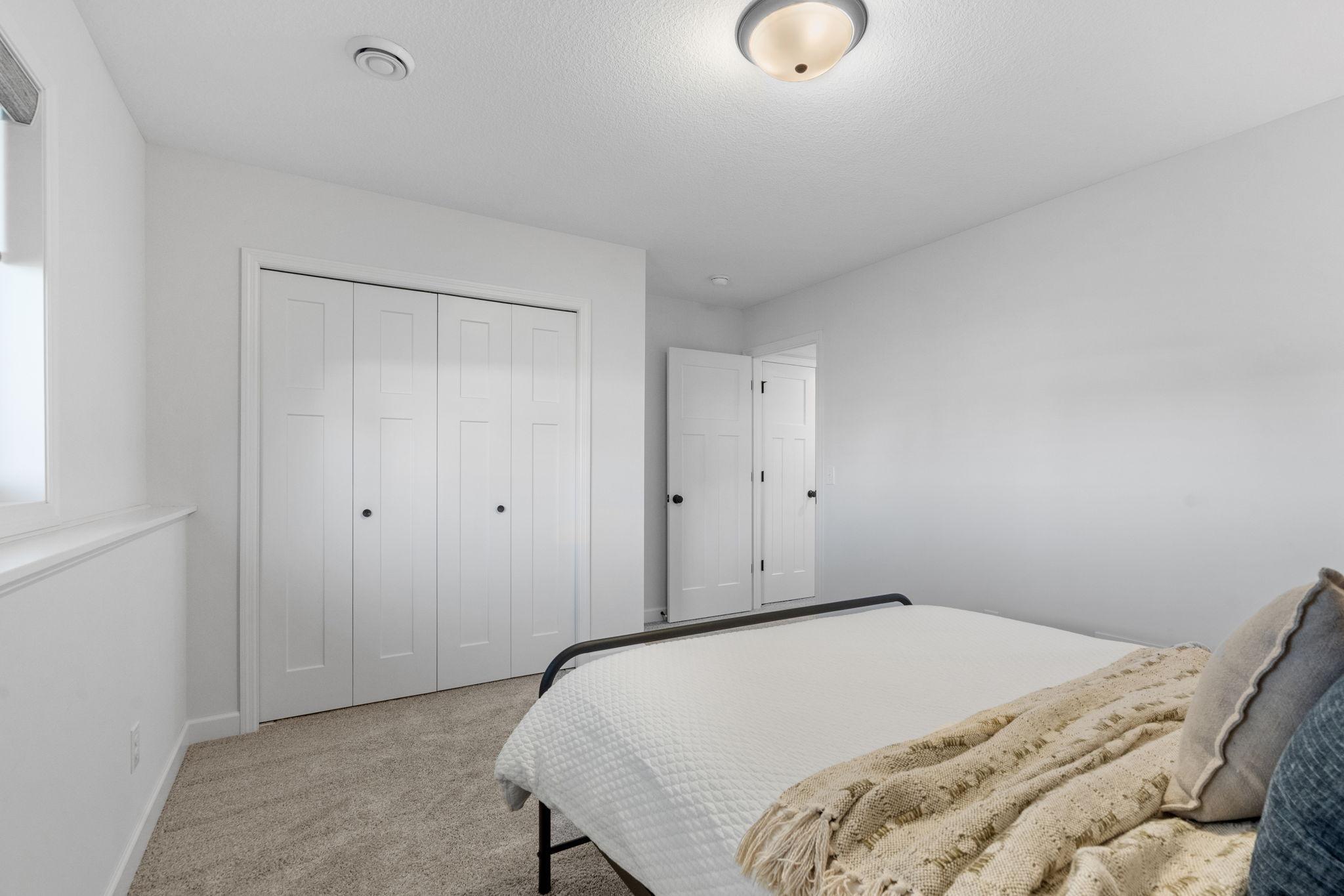 79-web-or-mls-8027 180th St W-79.jpg