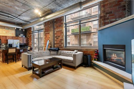 31-web-or-mls-521 S 7th St Unit 419-96.jpg