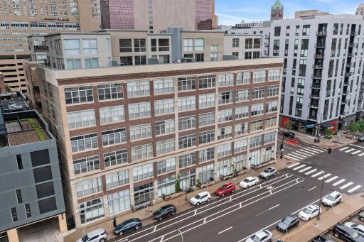 20-web-or-mls-521 S 7th St Unit 419-6.jpg