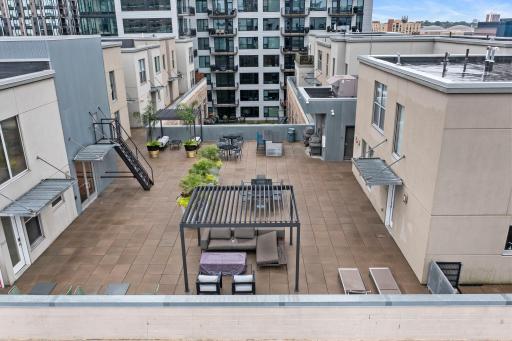56-web-or-mls-521 S 7th St Unit 419-9.jpg