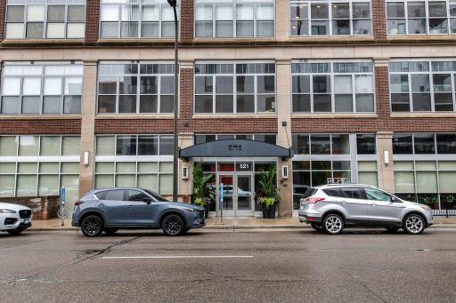 26-web-or-mls-521 S 7th St Unit 419-64.jpg