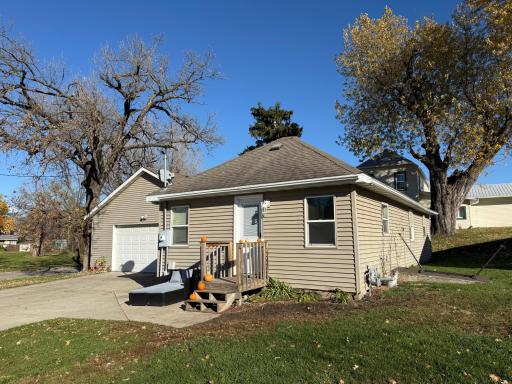 313 Mill Street S, Waterville, MN 56096