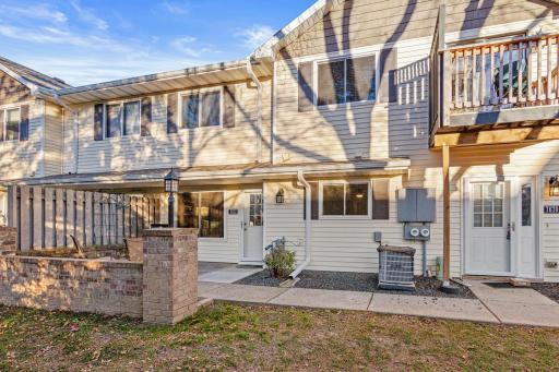 7672 13th Street N, Saint Paul, MN 55128