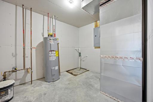 6713 Samuel Drive, Horace, ND 58047