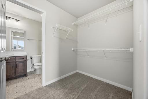 6713 Samuel Drive, Horace, ND 58047