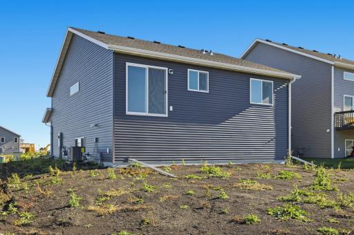 6713 Samuel Drive, Horace, ND 58047