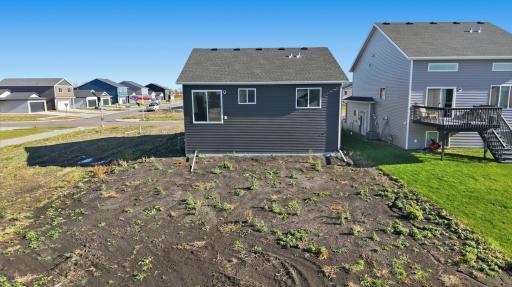 6713 Samuel Drive, Horace, ND 58047