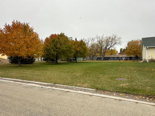 304 Mueller Drive, Hendricks, MN 56136