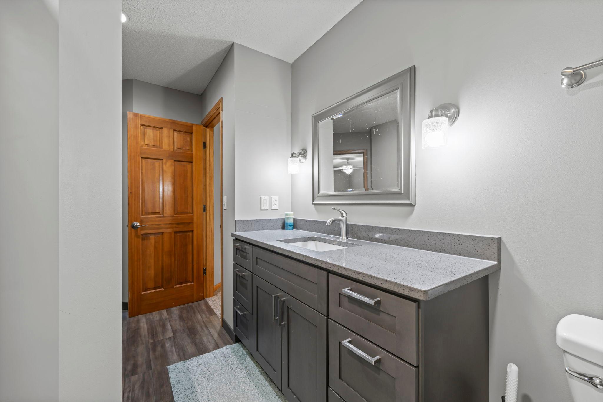 2122 141st Ln 60.jpg