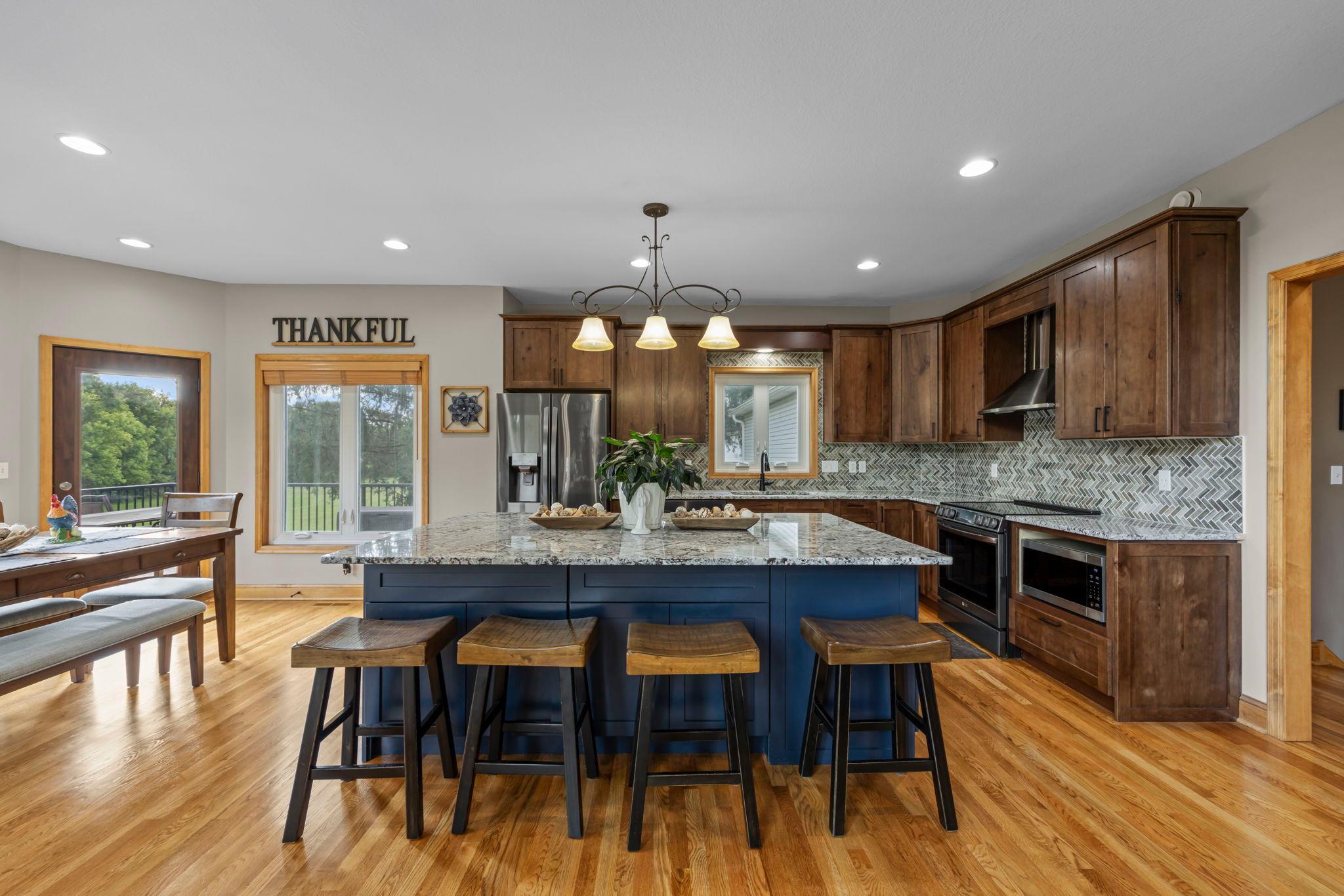 2122 141st Ln 21.jpg
