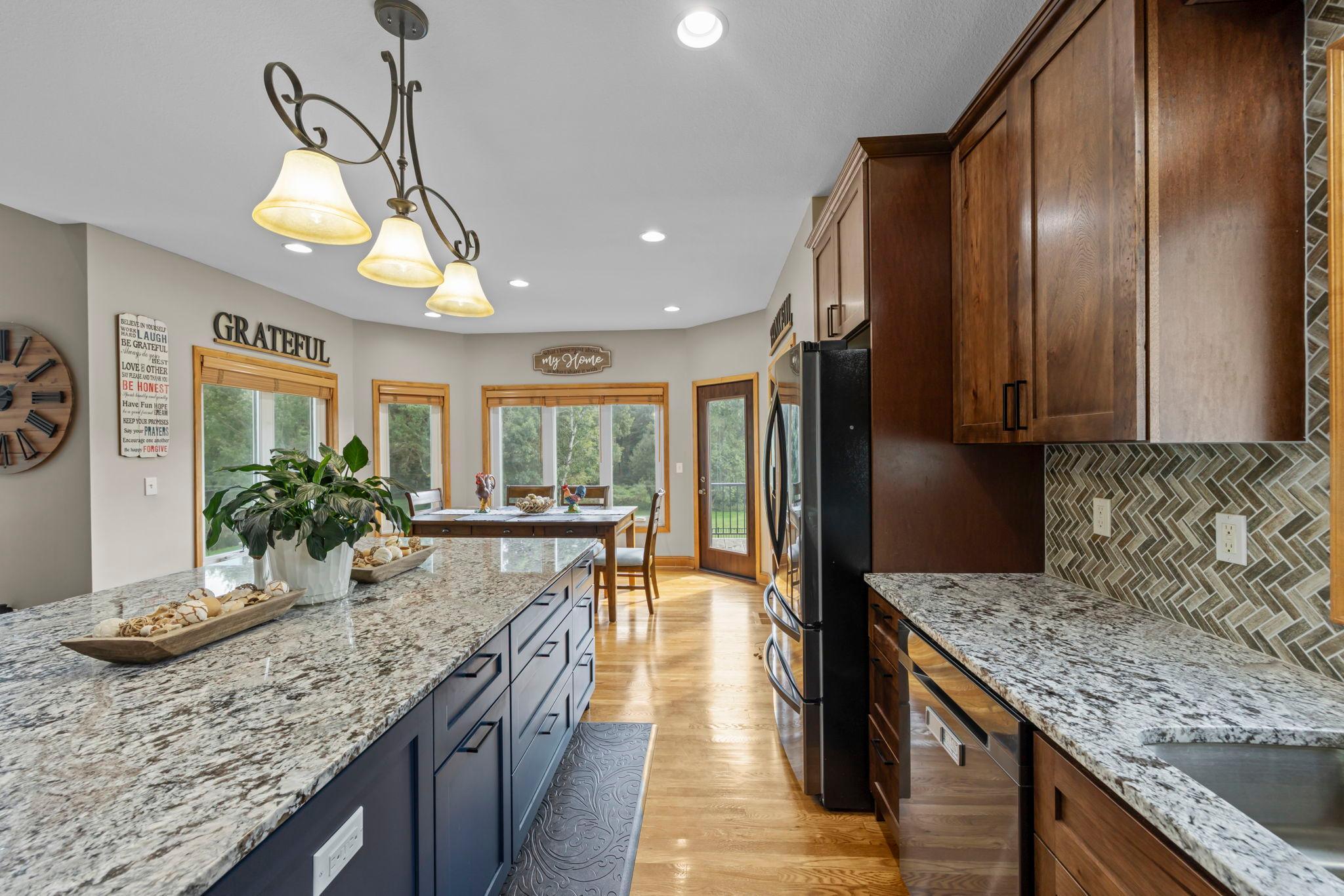 2122 141st Ln 25.jpg