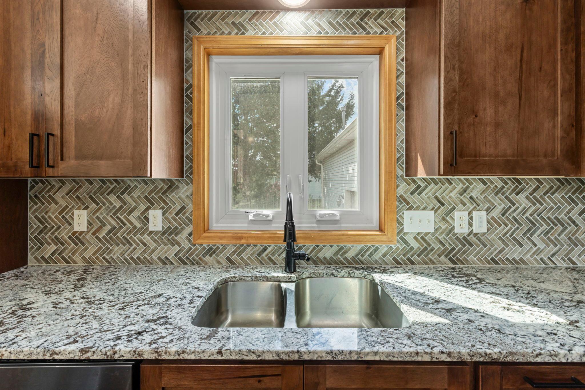 2122 141st Ln 27.jpg