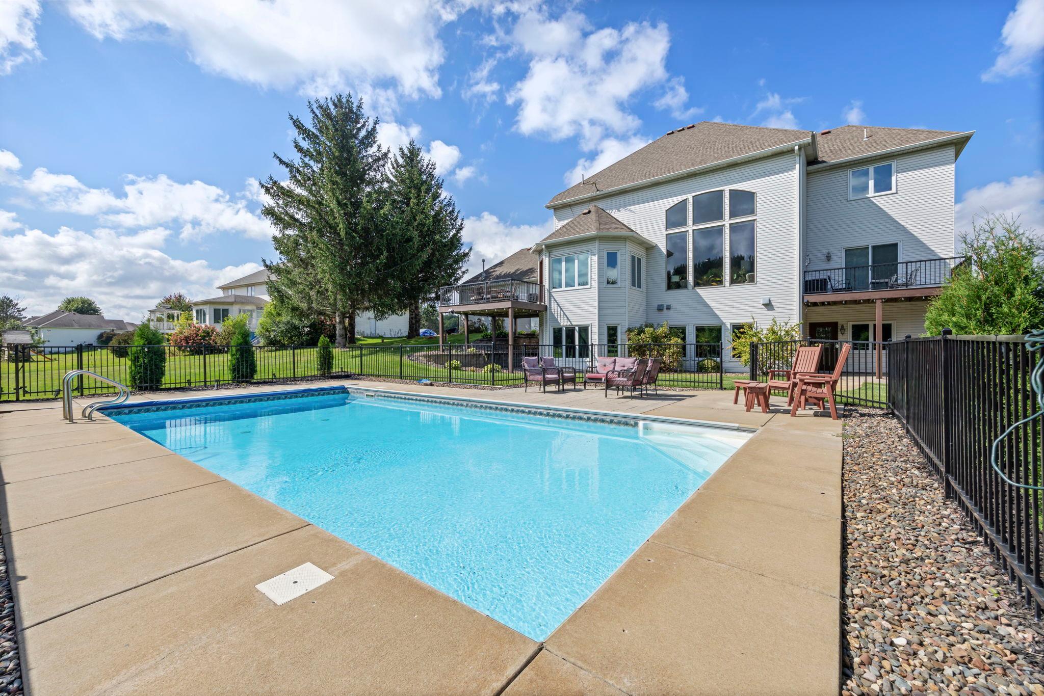 2122 141st Ln 108.jpg