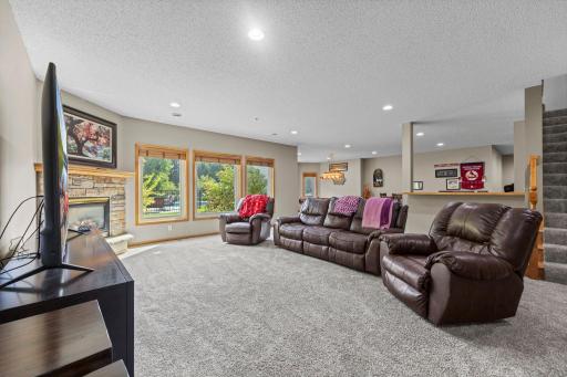 2122 141st Lane NE, Ham Lake, MN 55304