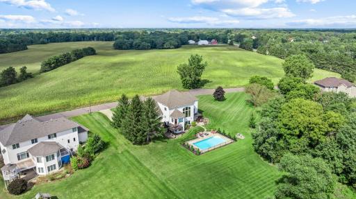 2122 141st Lane NE, Ham Lake, MN 55304