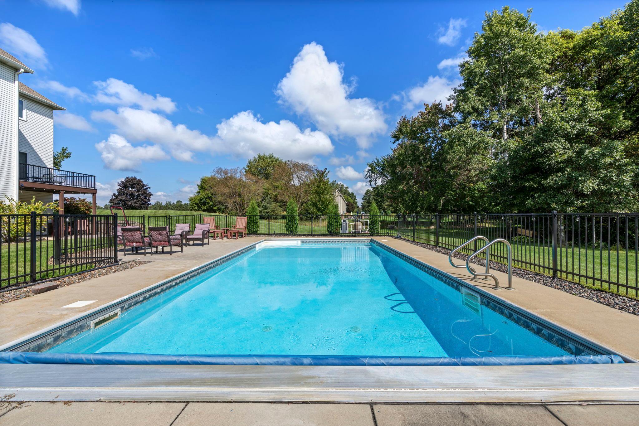 2122 141st Ln 111.jpg